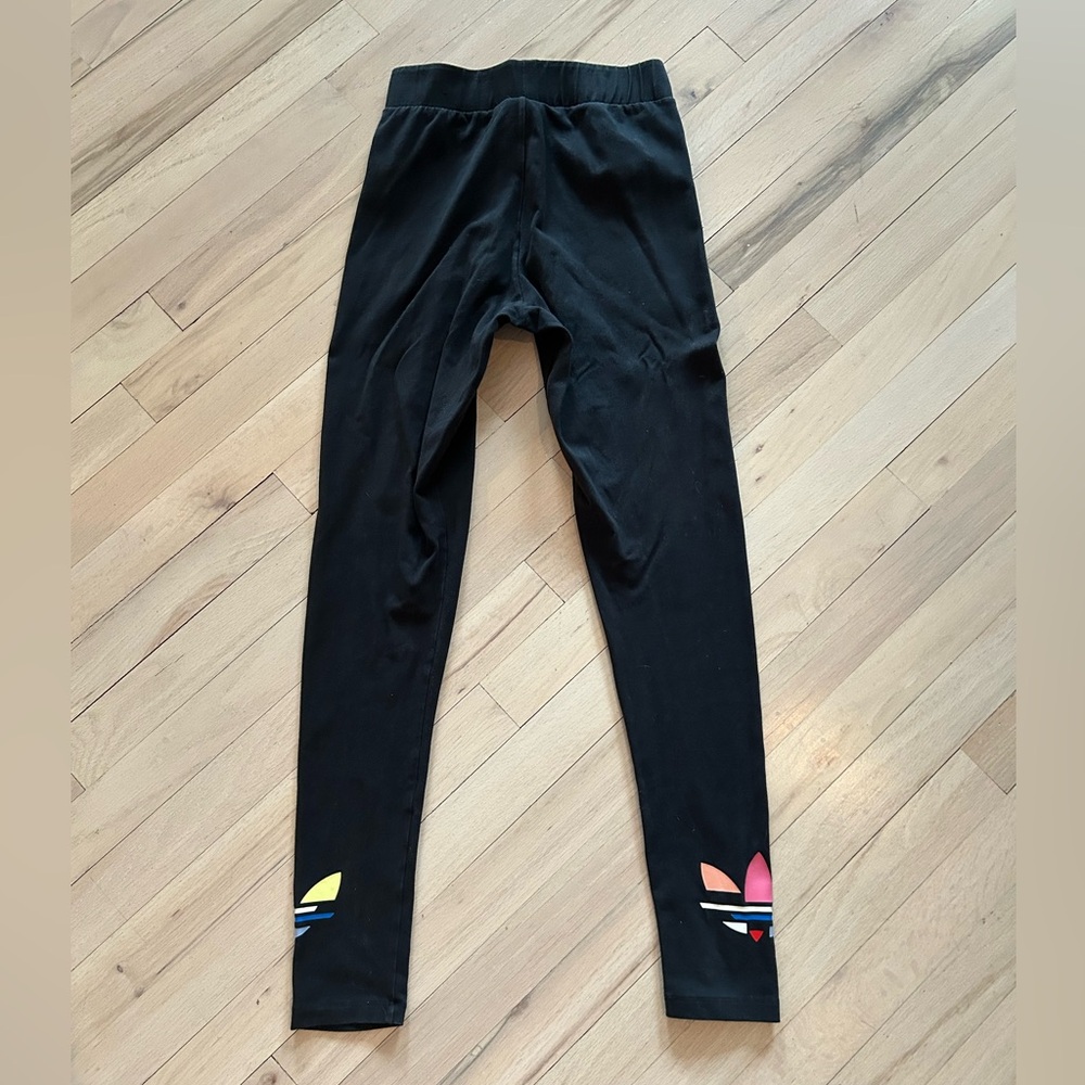 adidas Black Cropped Sweatshirt and Leggings Set with Pastel Logo - Picture 12 of 13